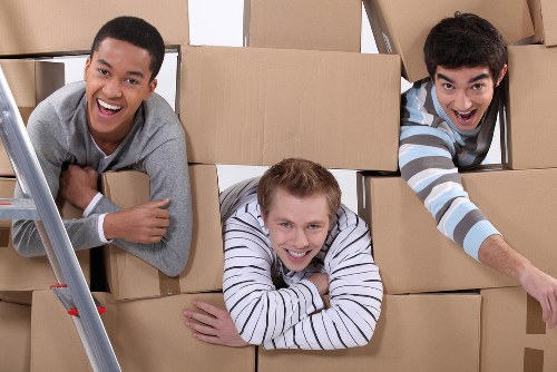 Local moving truck service for homes and businesses in Ilford
