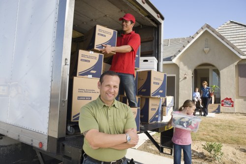 Removal van service in Ilford for local house and flat moves