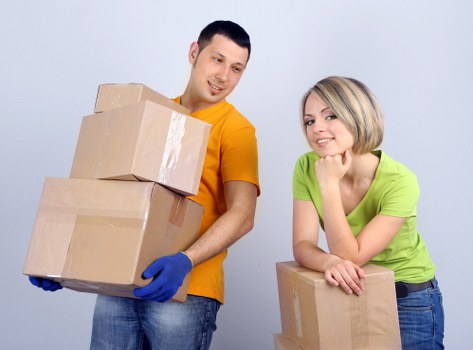 Removal truck hire service for local moves in Ilford